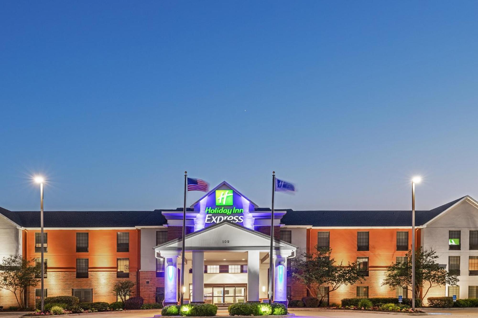 Holiday Inn Express & Suites Sulphur - Lake Charles By Ihg Exterior foto