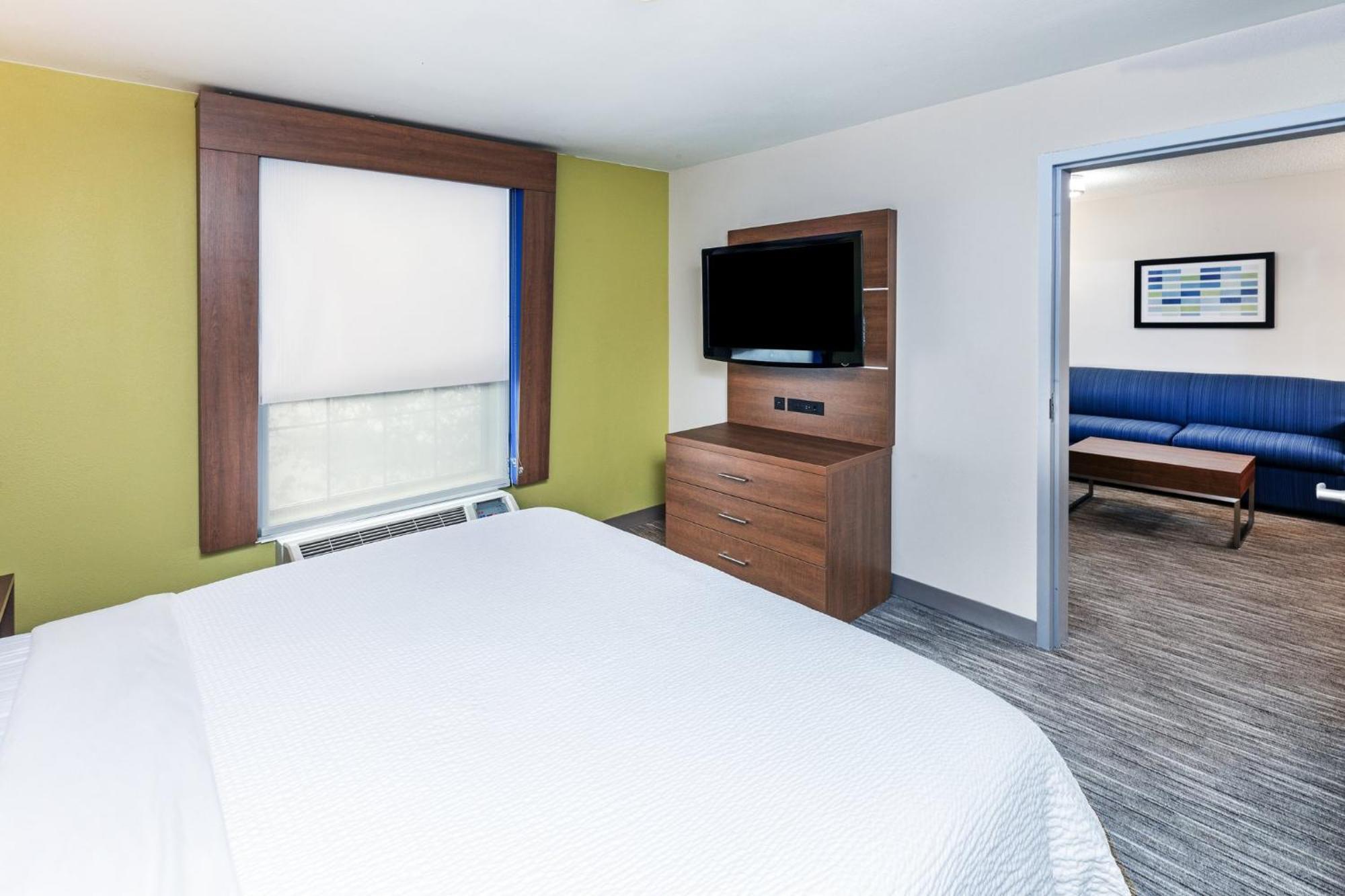 Holiday Inn Express & Suites Sulphur - Lake Charles By Ihg Exterior foto