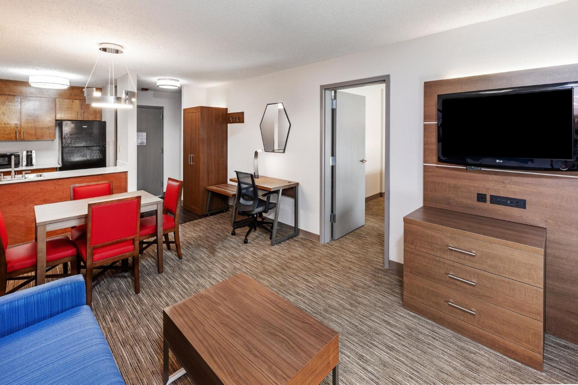 Holiday Inn Express & Suites Sulphur - Lake Charles By Ihg Exterior foto