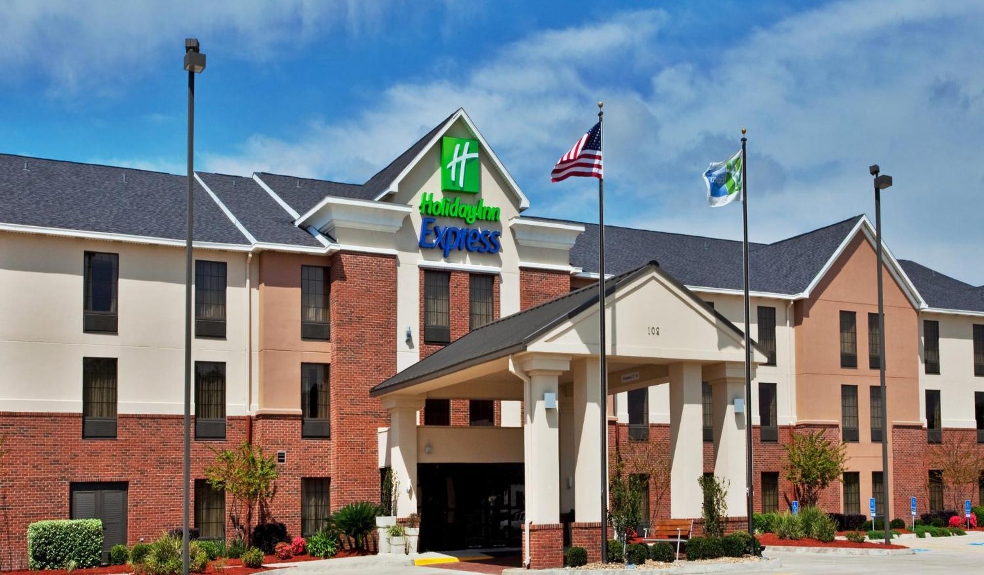 Holiday Inn Express & Suites Sulphur - Lake Charles By Ihg Exterior foto